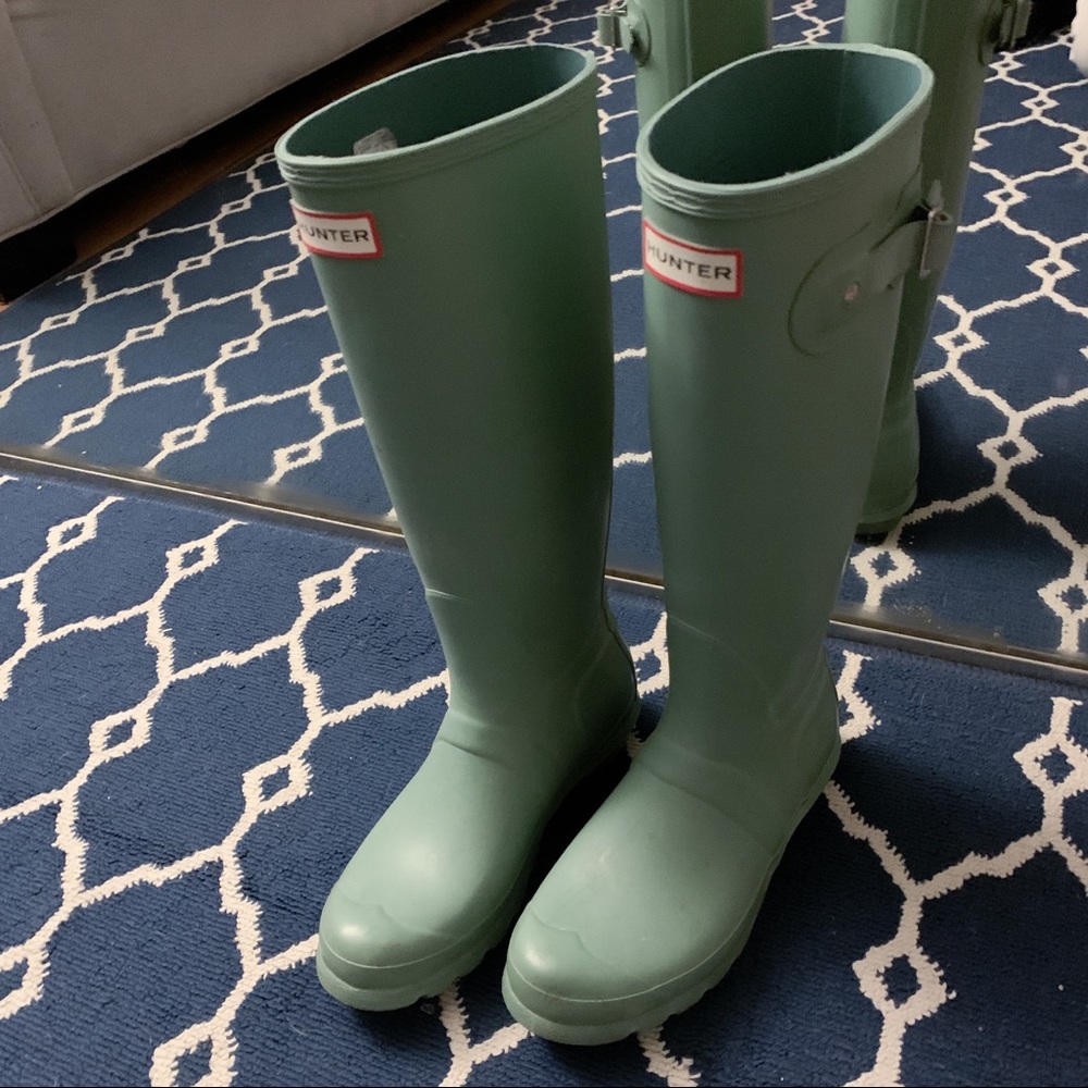 Hunter Tall Succulent Green Boots - Picture 2 of 4